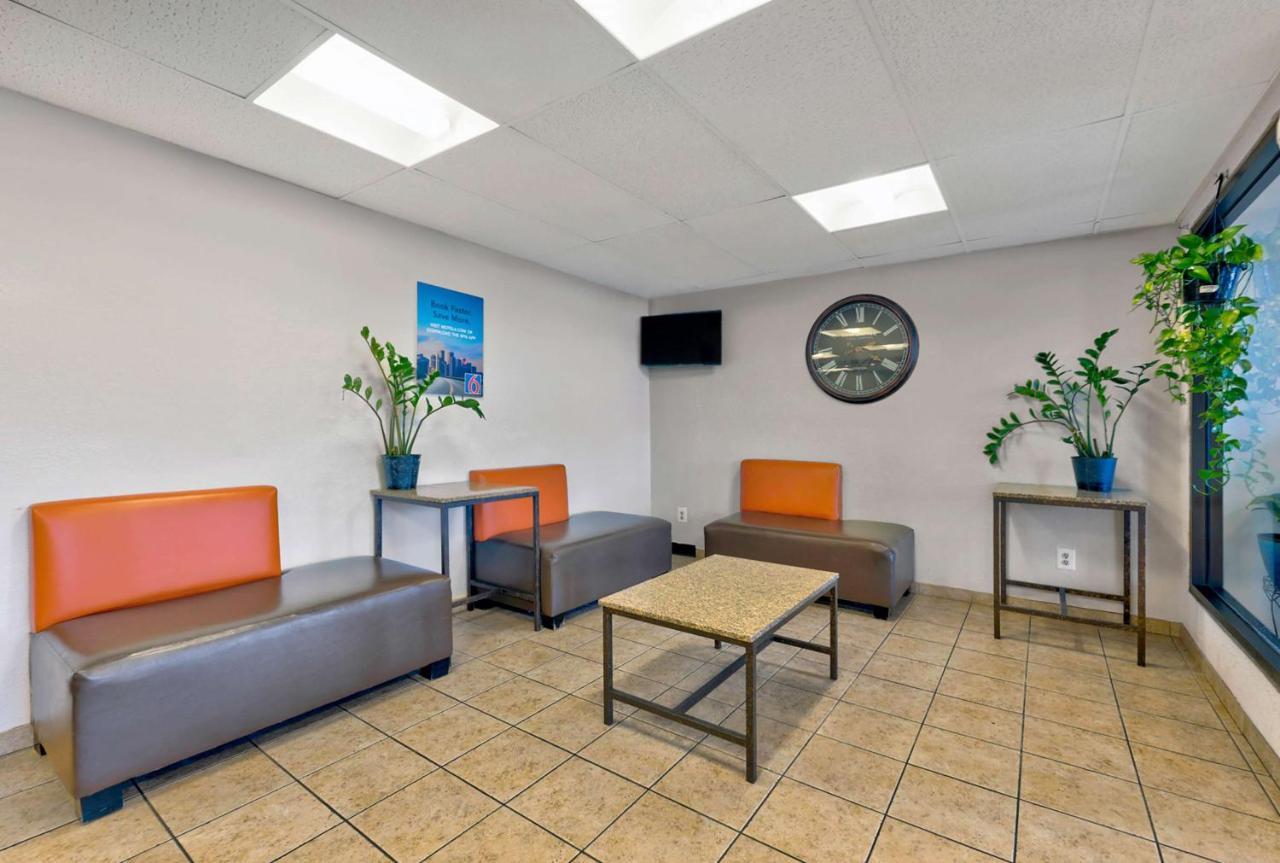 Motel 6-Oak Creek, Wi 외부 사진